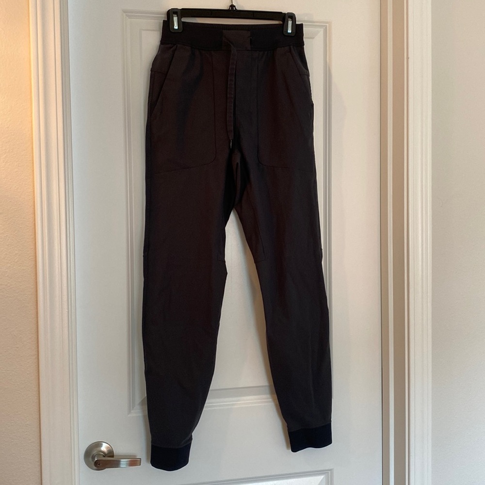 Lululemon joggers